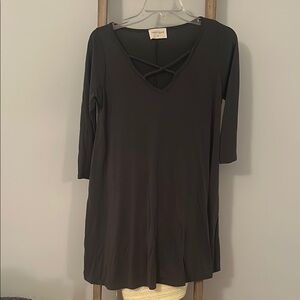 Vestique Gray 3/4 Sleeve Midi Dress